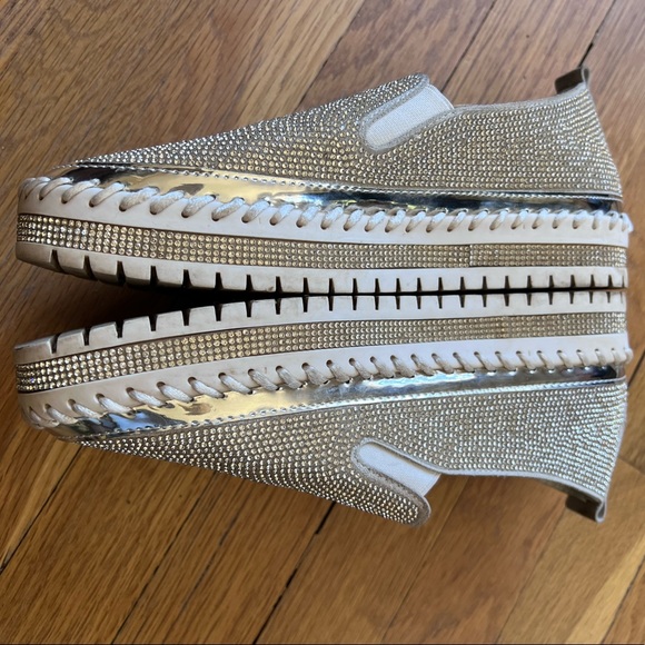 Bling Slip-on Shoes - Picture 2 of 9